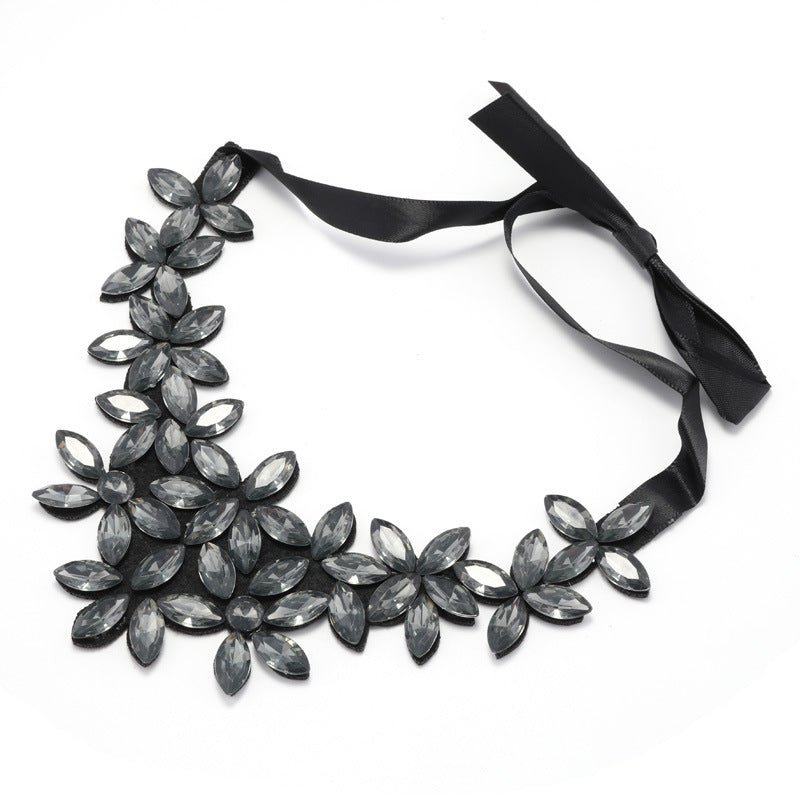 Strass bloemen ketting