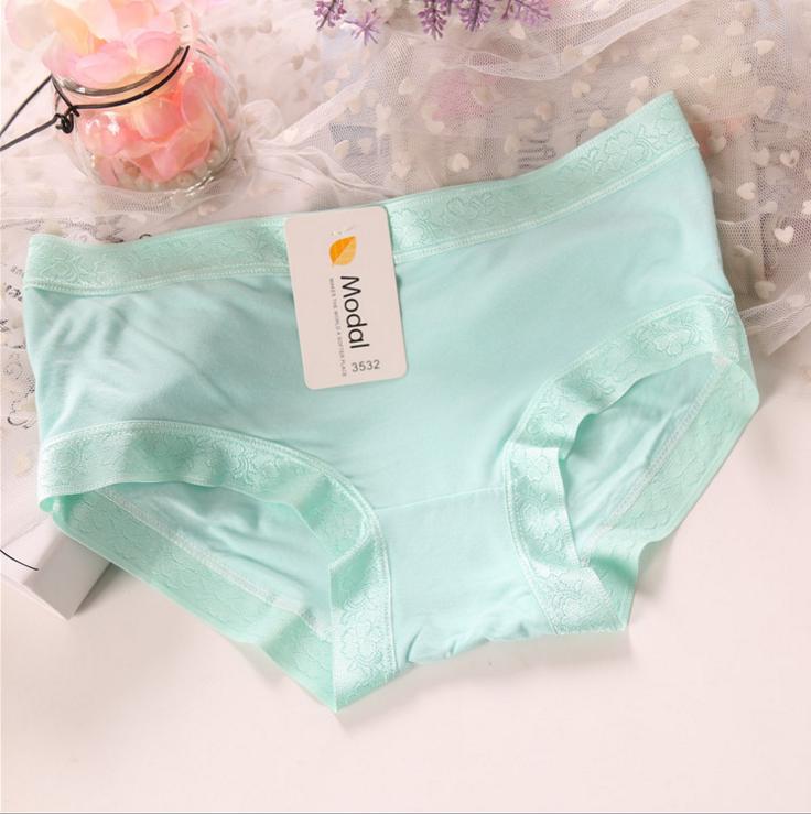 Flowery Trim Tummy Tuck Panty