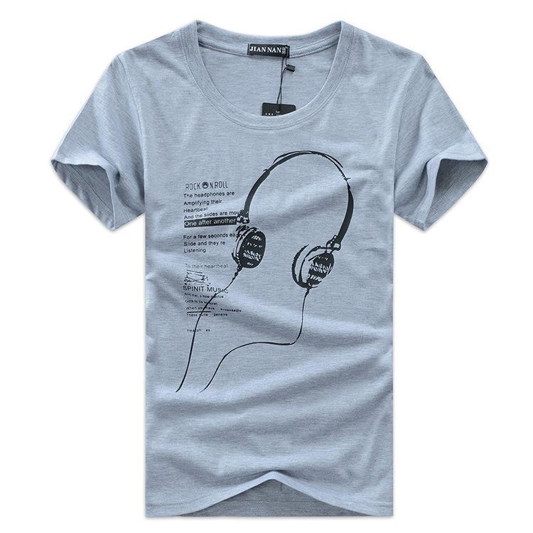 Camiseta con auriculares Music is Life