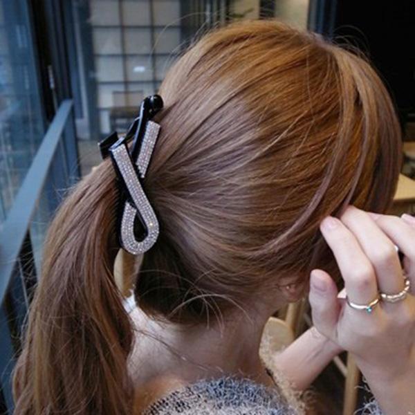 Infinity Loop Sparkle Hair Clip - Theone Apparel