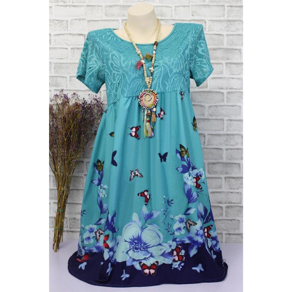 Precioso vestido de encaje con estampado de mariposas